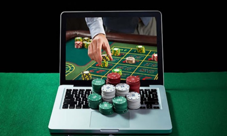 The Math Behind Slots: Do Online Casinos Have an Edge?